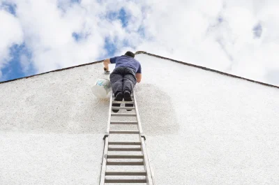 Peinture extérieure à Saint-Pierre-de-la-Fage — façades et ravalement